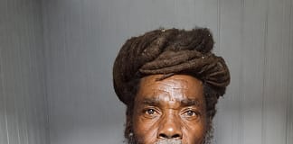 Police Seek Help Identifying Elderly Man Found in Long Bay