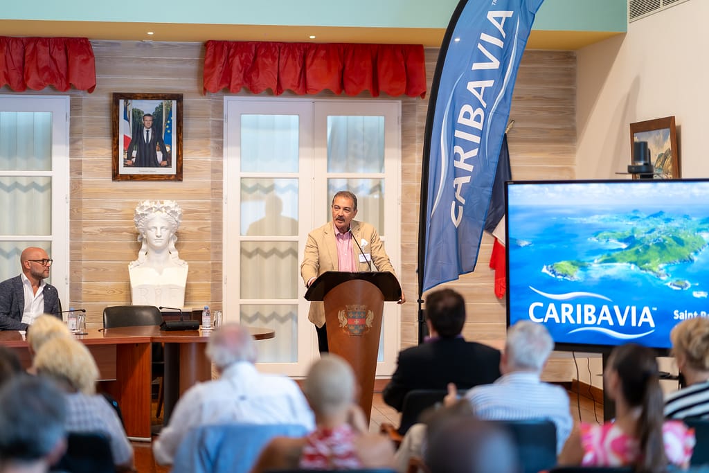 Antigua and Barbuda’s Tourism Minister Praised for Genuine Engagement at CARIBAVIA Summit