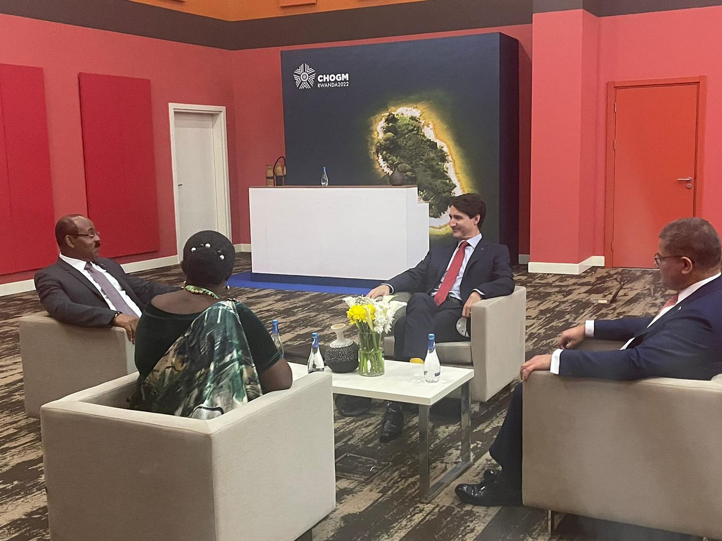 PM Browne Speaks to Fellow Panellists Ahead of Panel Presentation on Keeping 1.5 Alive