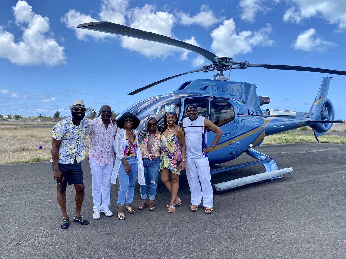 Award-winning actress and producer, Angela Bassett, was welcomed to Antigua and Barbuda, with her sister D’nette Bassett, and close friend, actress Dawnn Lewis, famous for her role on A Different World (2)