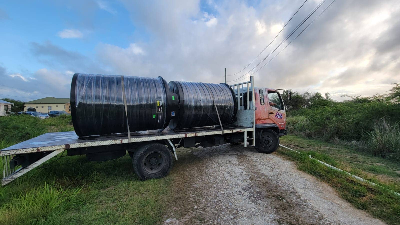 Tanks-Delivered-for-Protected-Agriculture-Farmer