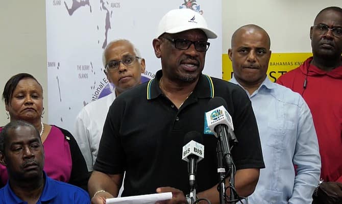 hubert_minnis_r670x400