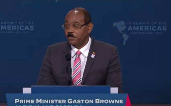 gaston-browne-at-summit-696x431