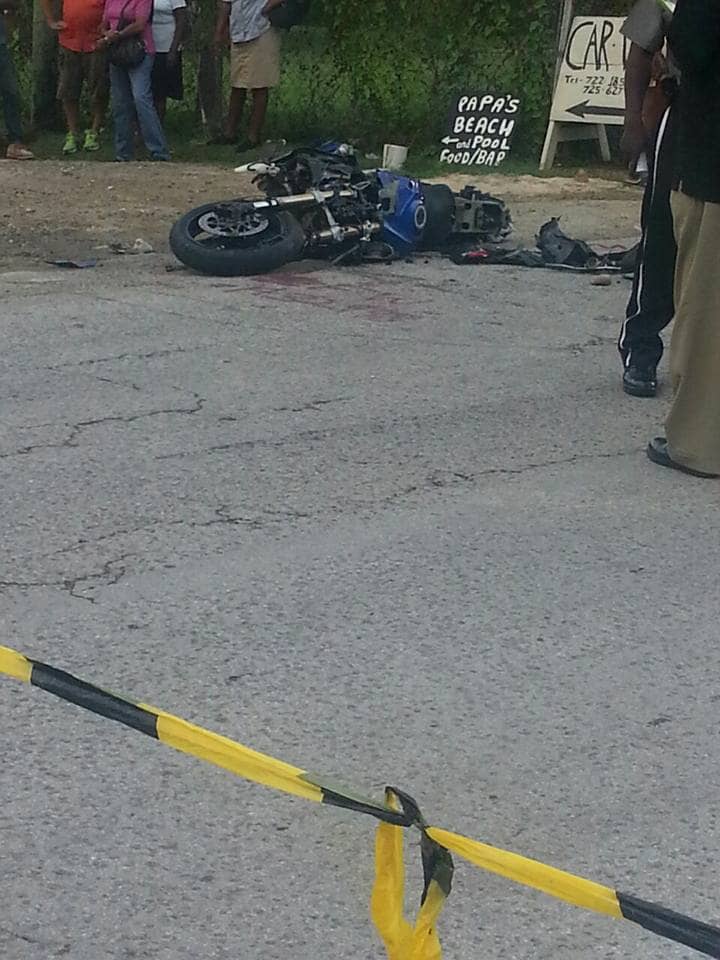 aNR CRASH MOTOR BIKE 2