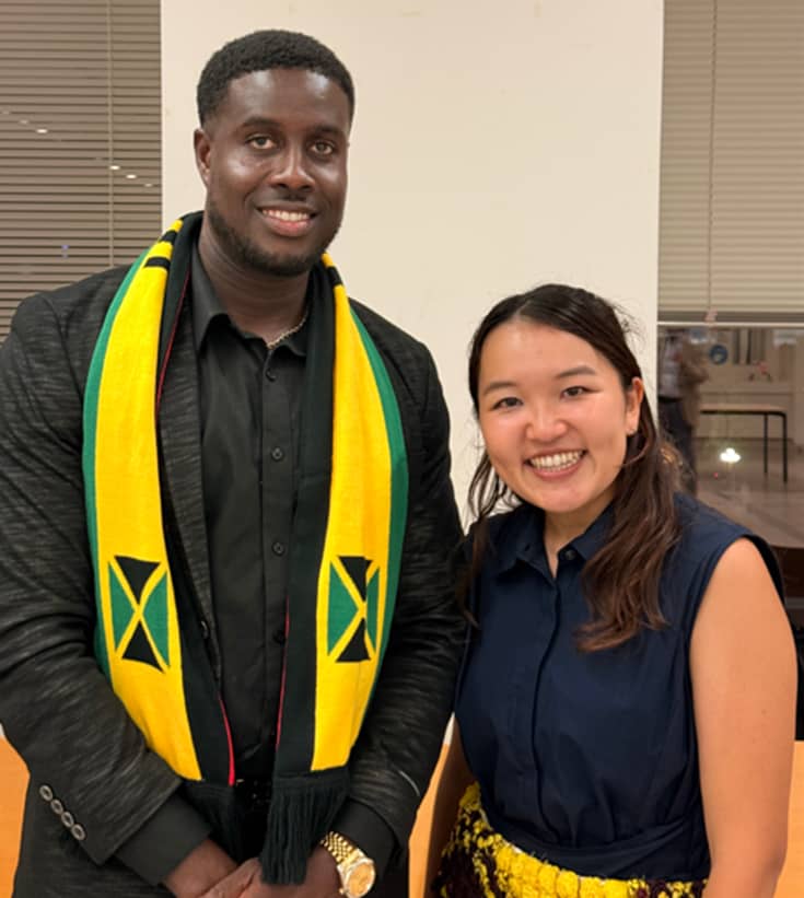 Photo 1 - From left, Christopher Beason and Miri Asano (APIC Japan).