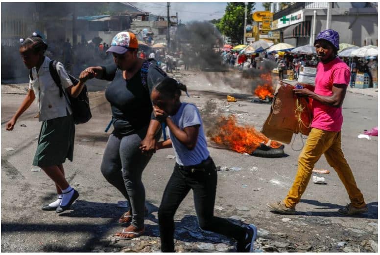 haiti-protest-fire
