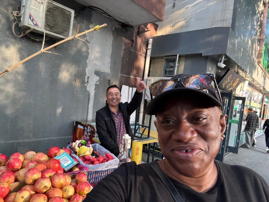 Street Vendor and Wexin (WeChat) Payment Option (1)