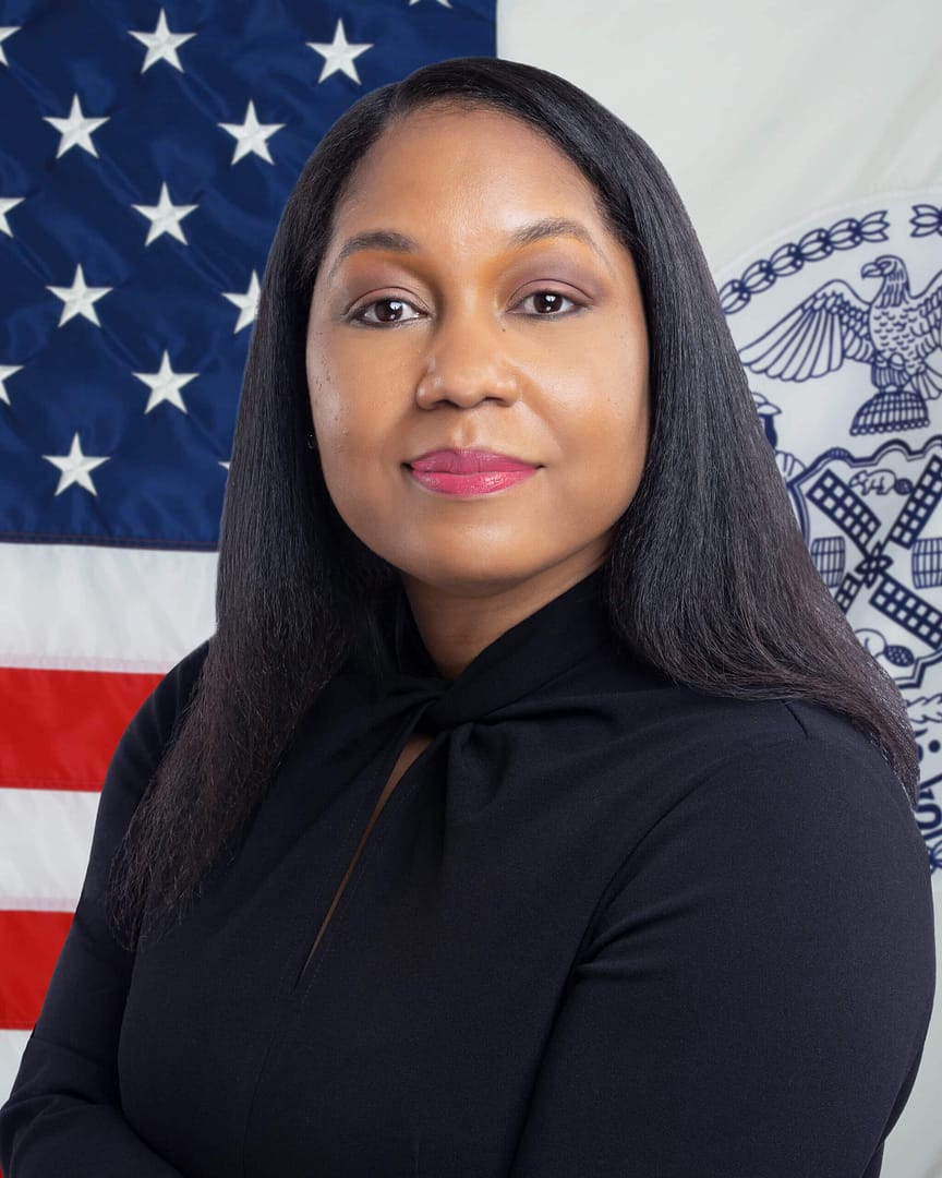lynelle-maginley-liddie-2023-03-23-nk-cl-01-scaled