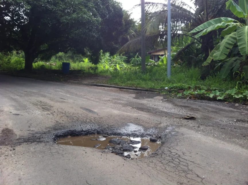 pot-hole-antigua