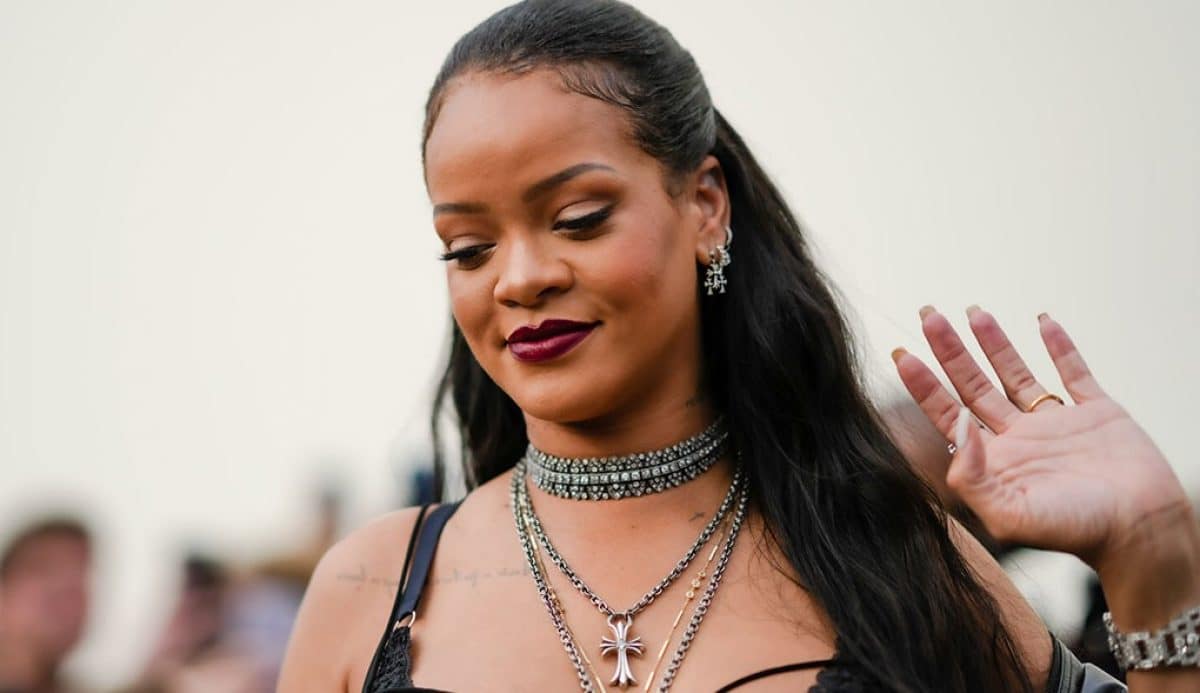 Rihanna reveals her biggest pregnancy craving is one specific fruit