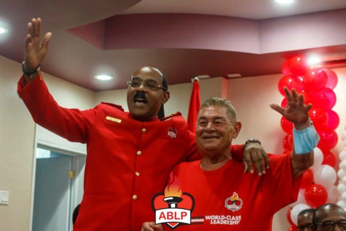 LISTEN: PM Browne thanks Sir Robin for his “sacrifices” for Antigua and Barbuda