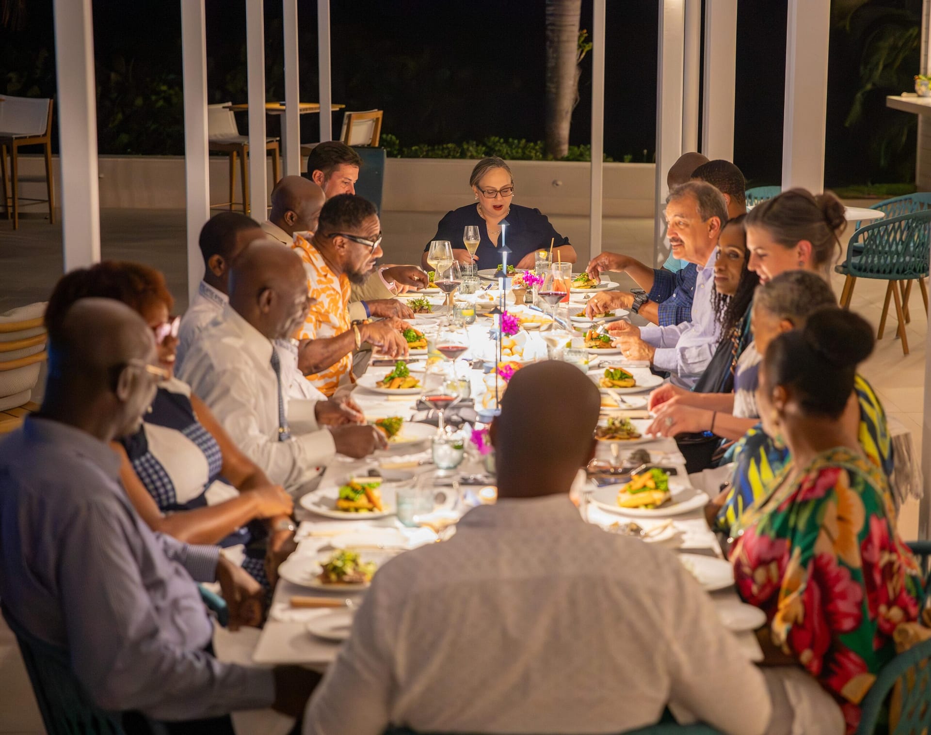 Minister Charles Fernandez Hosts Exclusive Tourism Leaders’ Dinner at Jumby Bay