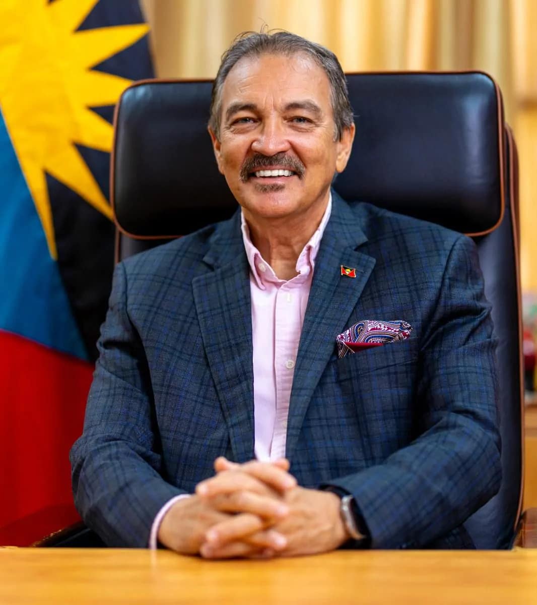 Fernandez Moves to Restore Order Among Taxi Operators at Airport, Cruise Port